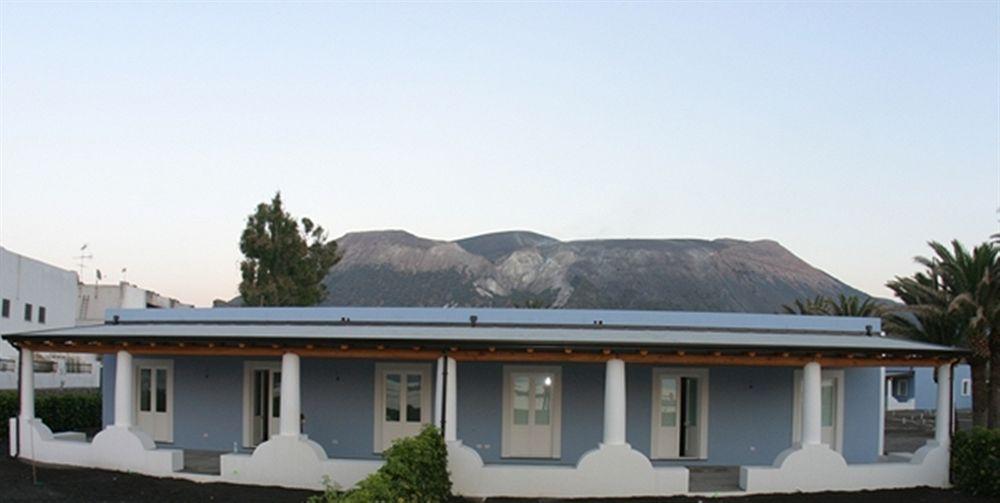 Residence I Pagghiari Bungalow Vulcano  Exterior photo
